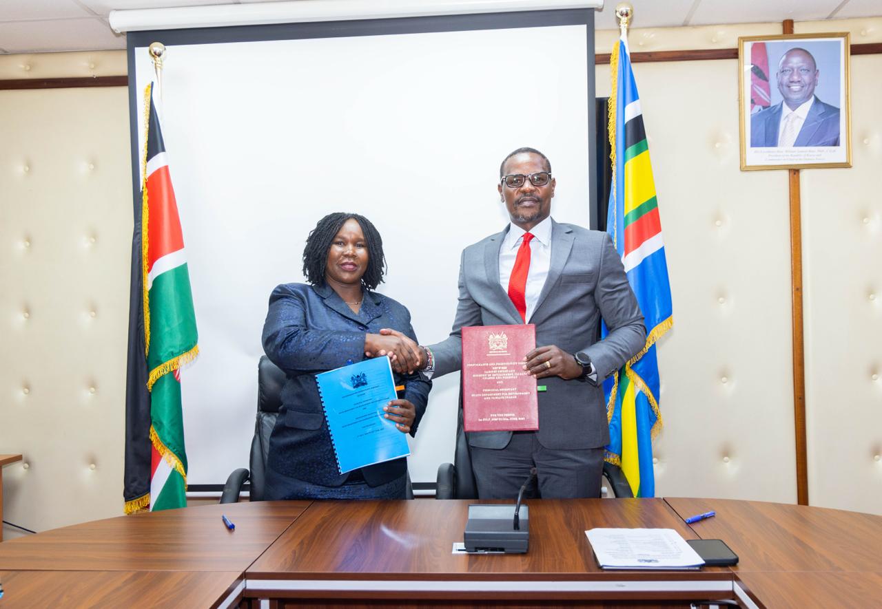 Highlights from the State Department for Environment and Climate Change 2026/2027 Performance Contracts signing ceremony, focusing on target alignment, transparency, and public service delivery.